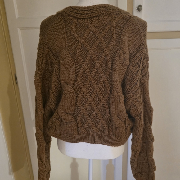 HYFVE Women's Cozy Brown Cable Knit Cropped Sweater - Picture 10 of 16